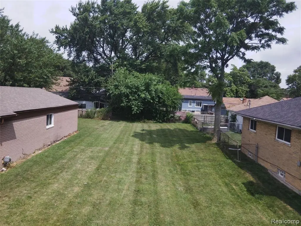 8275 Cadillac, Warren, MI 48089 - #1