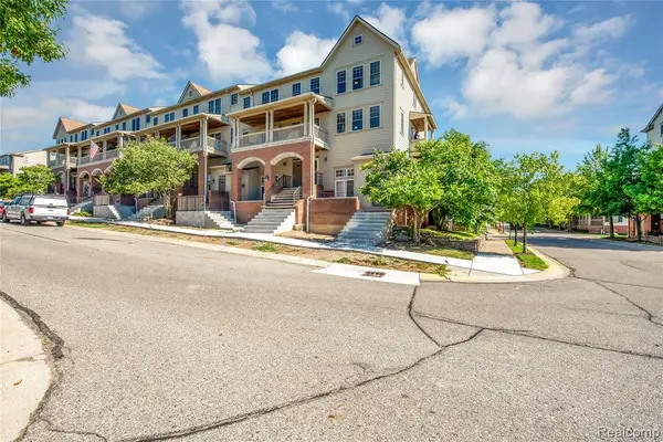 3912 Forester, Auburn Hills, MI 