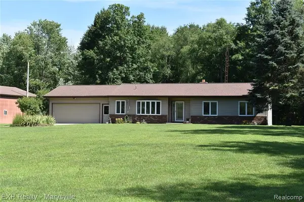 12980 Metcalf, Brockway, MI 