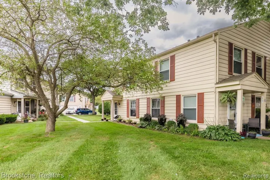 2644 Wildwood, Lake Orion, MI  - Image #2