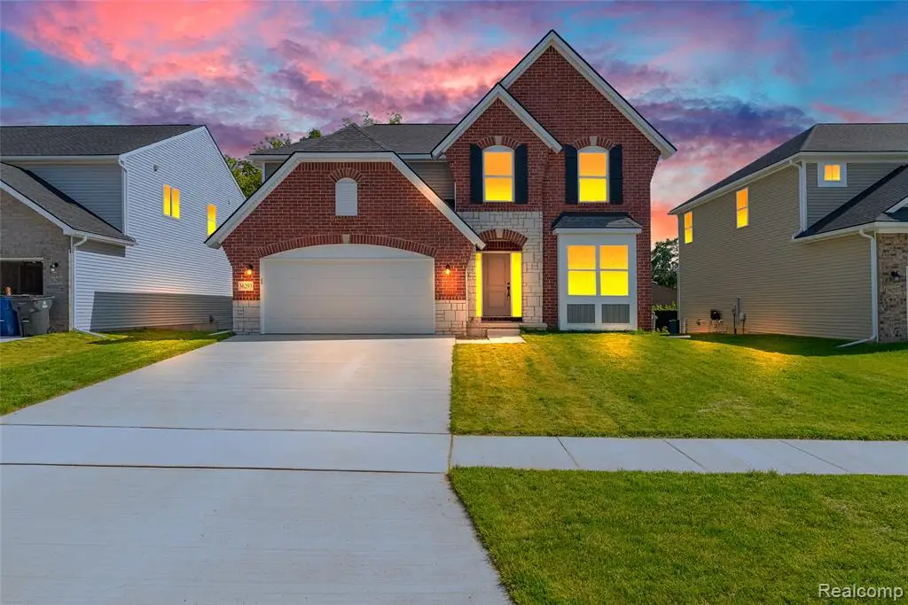 36293 Monroe, Westland, MI  - #1