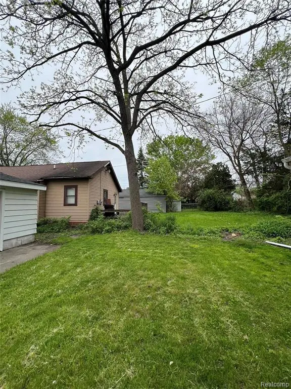 222 Borland, Saginaw, MI 48602 - #3