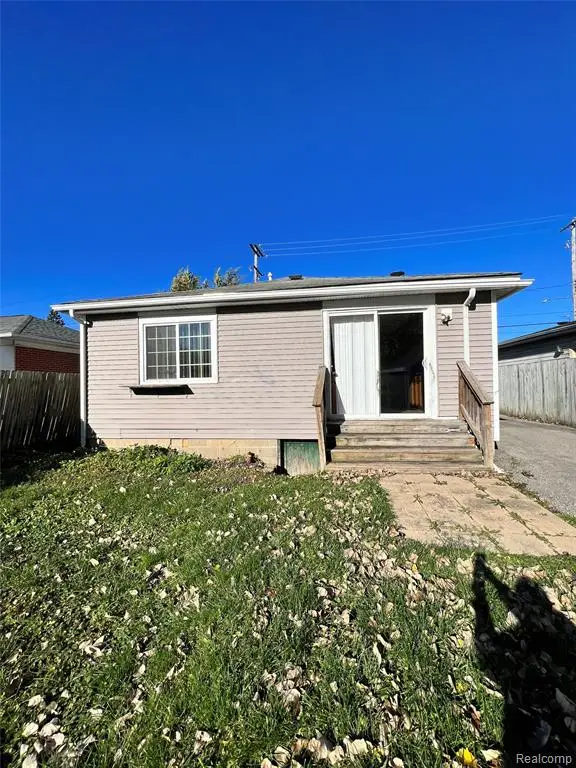 2735 Weiss, Saginaw, MI 48602 - #3