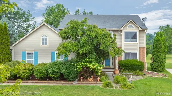 1971 Devonshire, Wixom, MI 