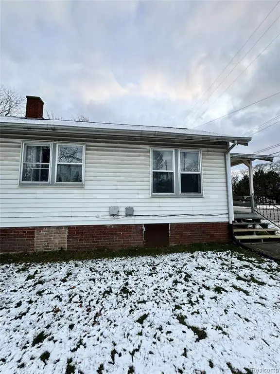 2420 Bay, Saginaw, MI 48602 - #3