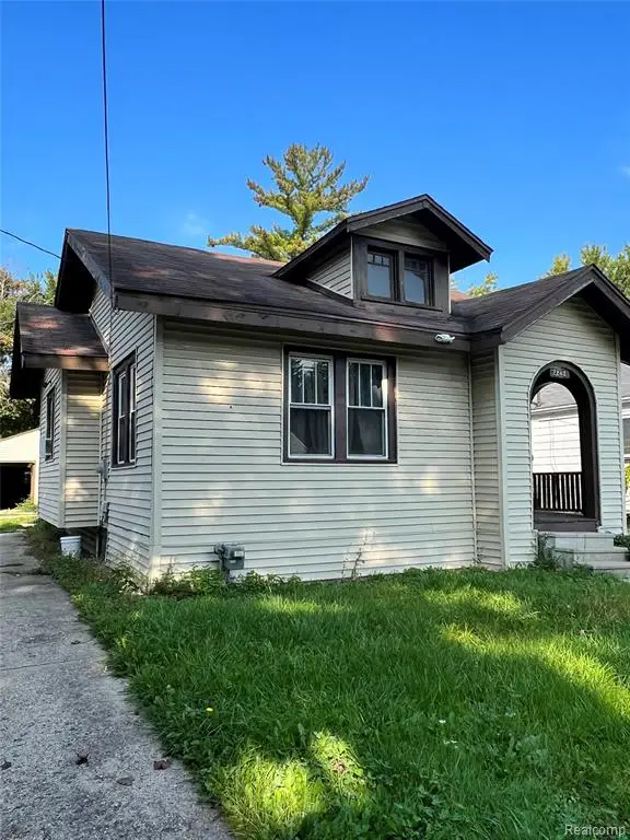 2243 Avon, Saginaw, MI 48602 - #1