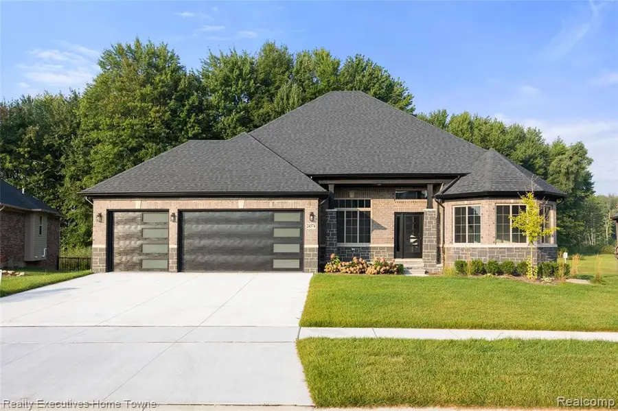 54161 Carrigan, New Baltimore, MI 48047 - #2