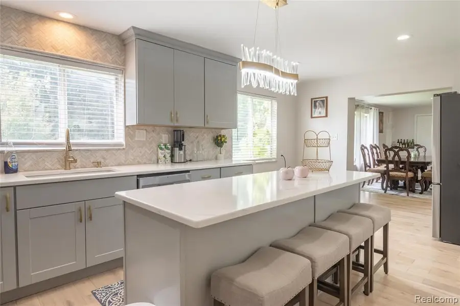 30853 Rockdale, Farmington, MI  - Image #3