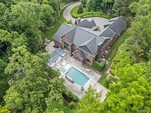 32890 Whatley, Franklin, MI 