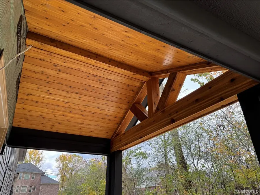 2568 Devondale, Rochester Hills, MI  - Image #3