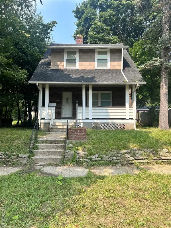 820 N Chevrolet, Flint, MI 