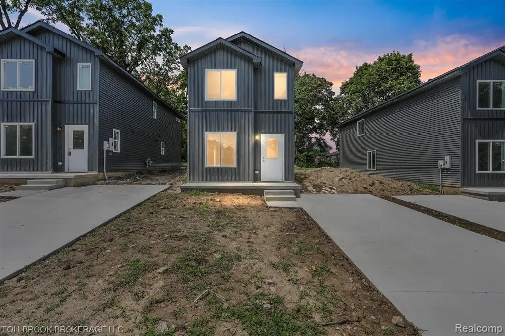 55 N. Roselawn Street, Pontiac, MI 48342 - Image #1