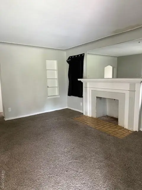 9394 Sorrento, Detroit, MI 48228 - #2