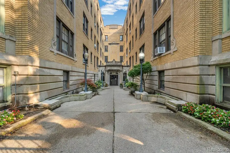 120 Seward #303, Detroit, MI  - Image #2