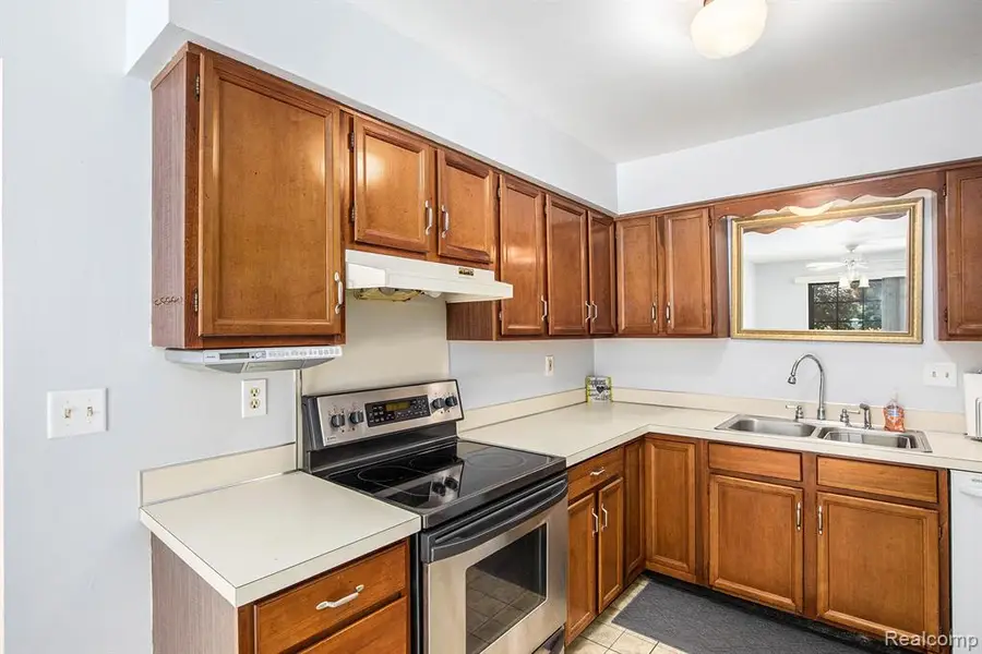 2369 Golden Shores, Fenton, MI  - Image #2