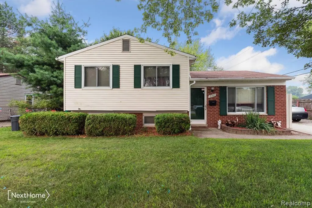 15925 Harrison, Romulus, MI  - Image #1