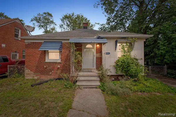 19580 Brady, Redford, MI 