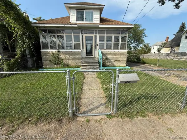 28 Labadie, Ecorse, MI 