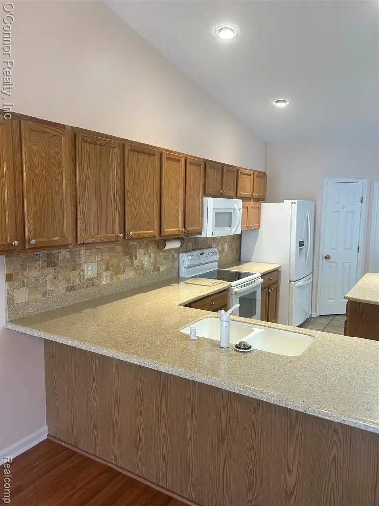 830 Crystal, Marysville, MI  - Image #3