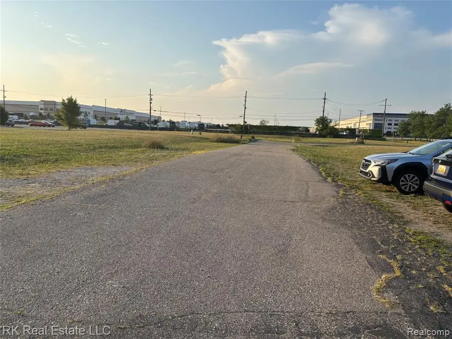 24095 Vance Ave, Hazel Park, MI 48030 - Image #2