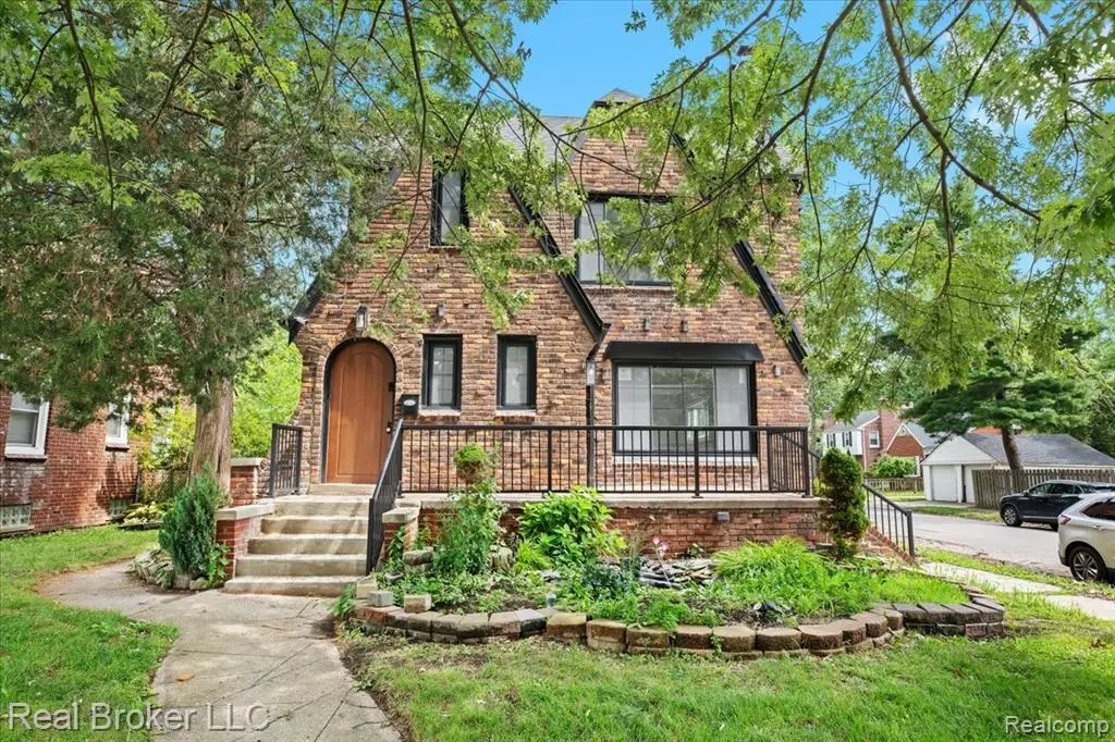 19000 Chandler Park, Detroit, MI  - #1