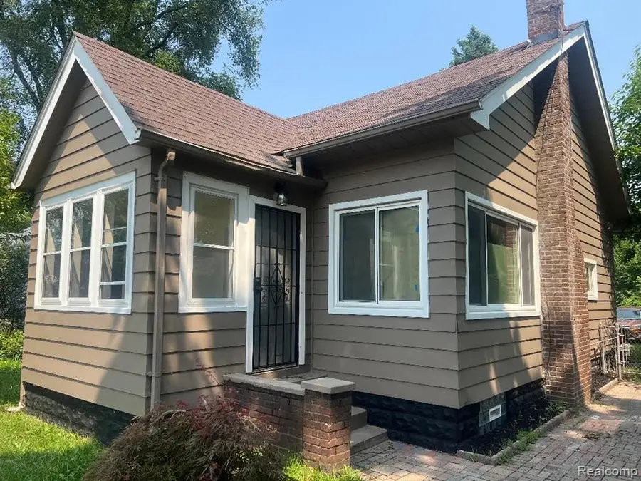 21130 Inkster, Southfield, MI  - #2