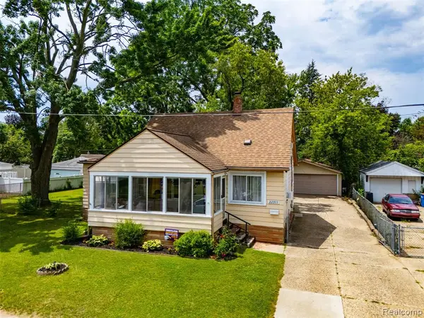 22355 Curie, Warren, MI 