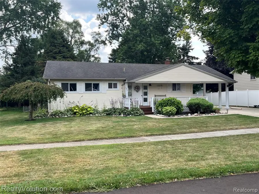 250 Engle, Imlay City, MI  - #2