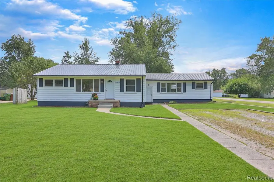 6936 Ryburn, Shelby Charter Township, MI  - Image #2