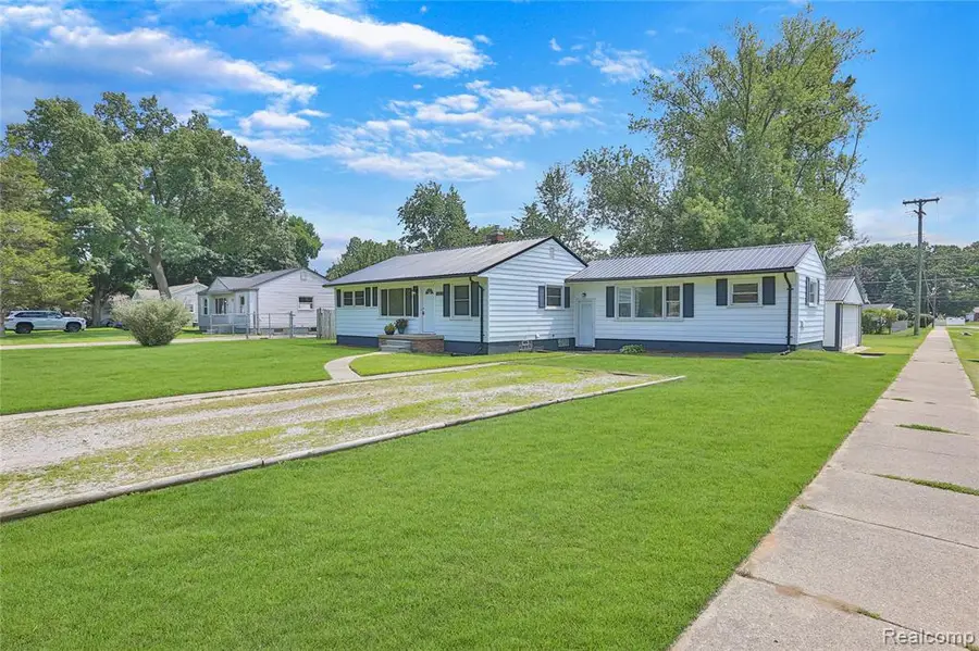 6936 Ryburn, Shelby Charter Township, MI  - Image #3