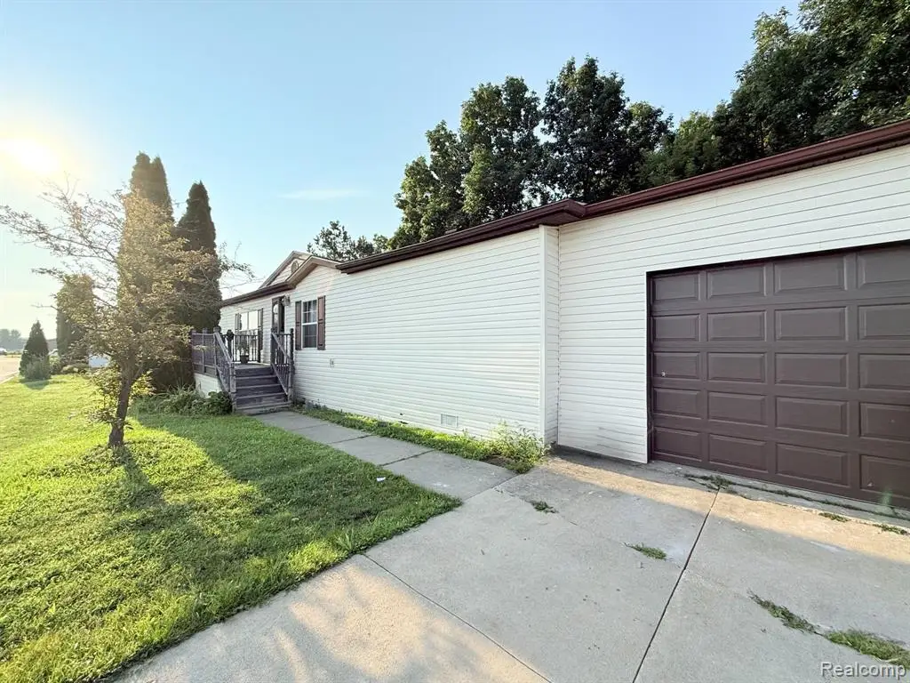 1928 White Oak Lane, Lot #260, Ypsilanti, MI 48198 - Image #1