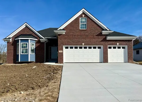 3184 Roma, Wixom, MI 