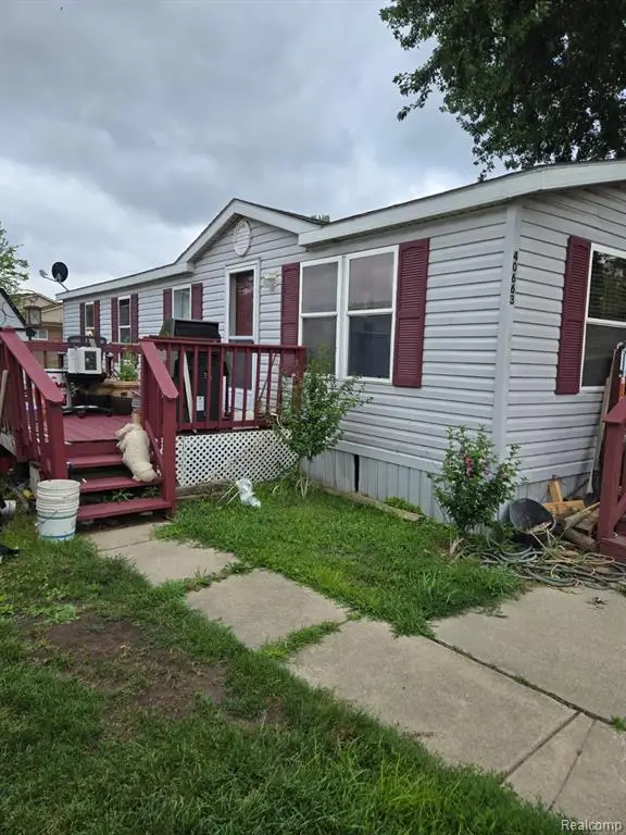 40663 Drury, Sterling Heights, MI 48310