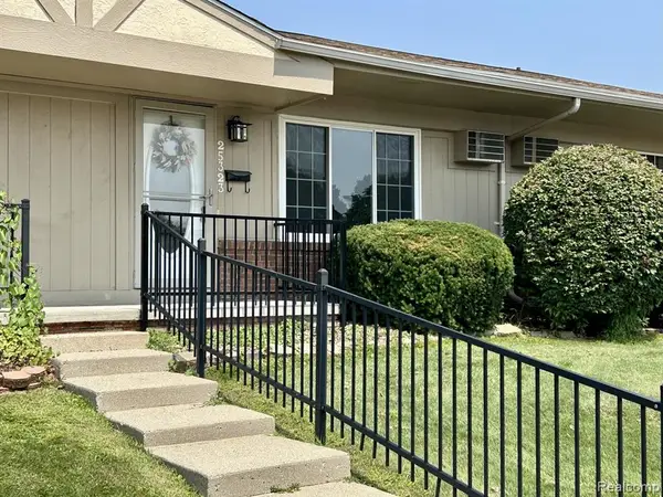 25323 Potomac #2, South Lyon, MI 48178