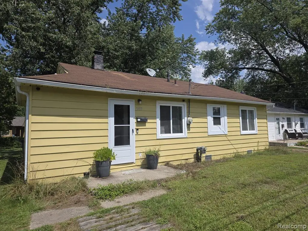 34113 Caspian, Westland, MI  - #1