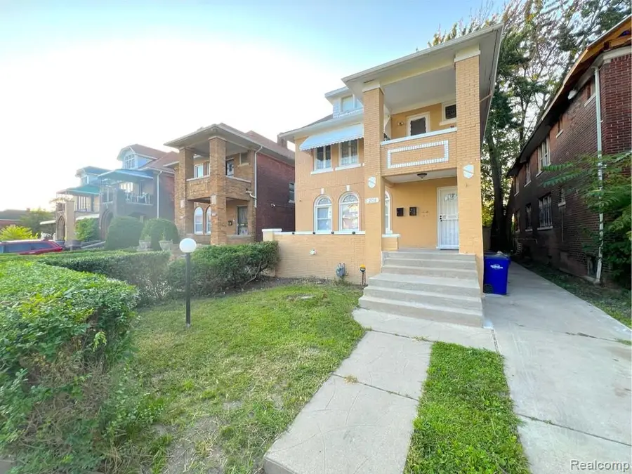 2716 Elmhurst, Detroit, MI 48206 - #3
