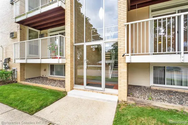 4909 Crooks #D 4, Royal Oak, MI 