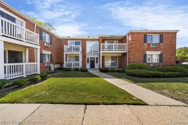 2440 Parmenter #112, Royal Oak, MI 
