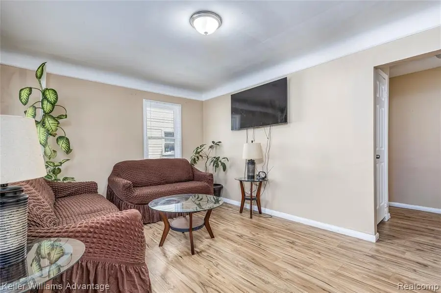 20210 Archdale, Detroit, MI 48235 - Image #2