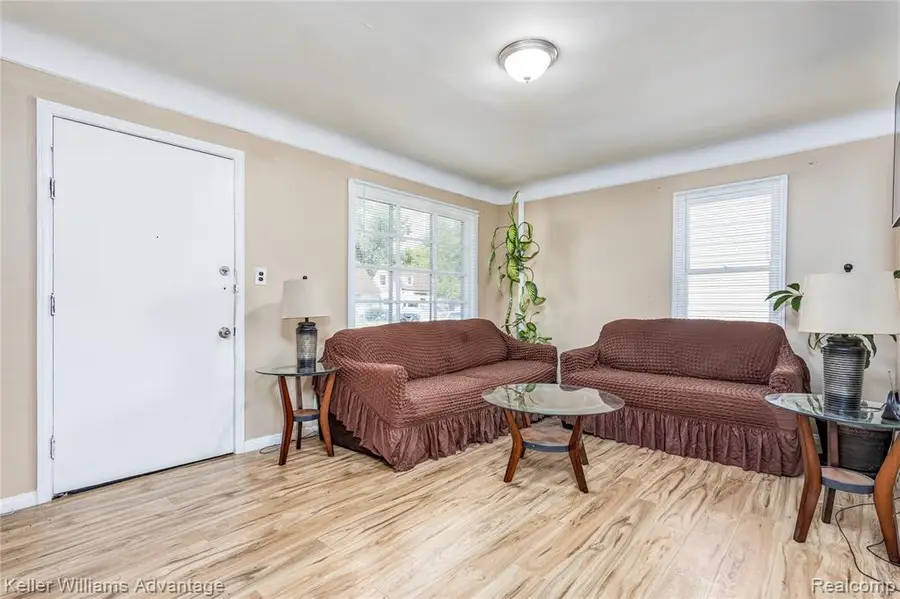 20210 Archdale, Detroit, MI 48235 - Image #3