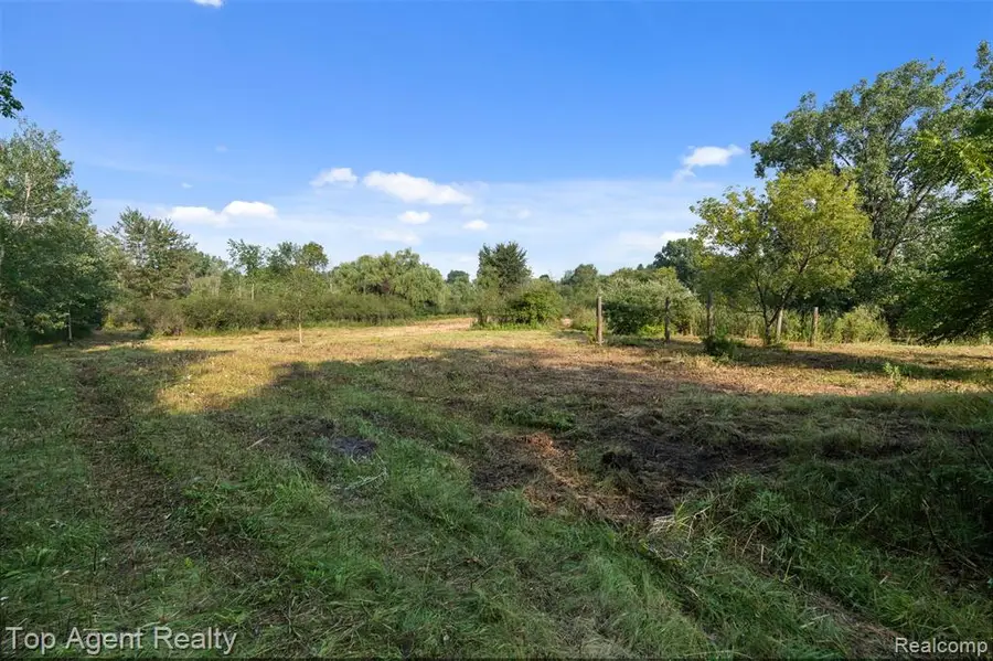00 West, Leonard, MI 48367 - #3