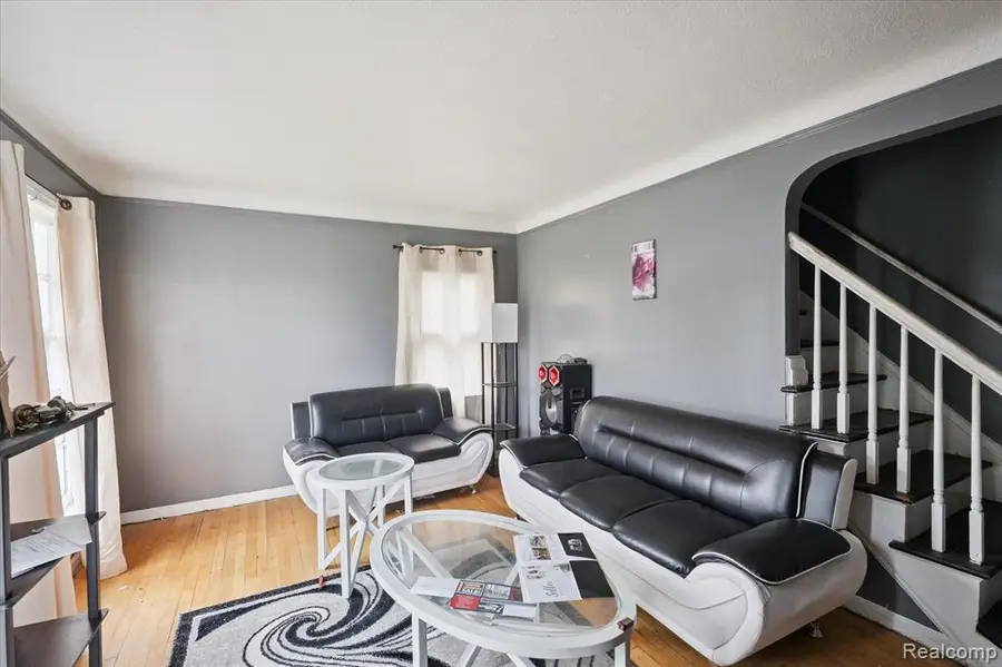 19389 Hoover, Detroit, MI  - Image #3