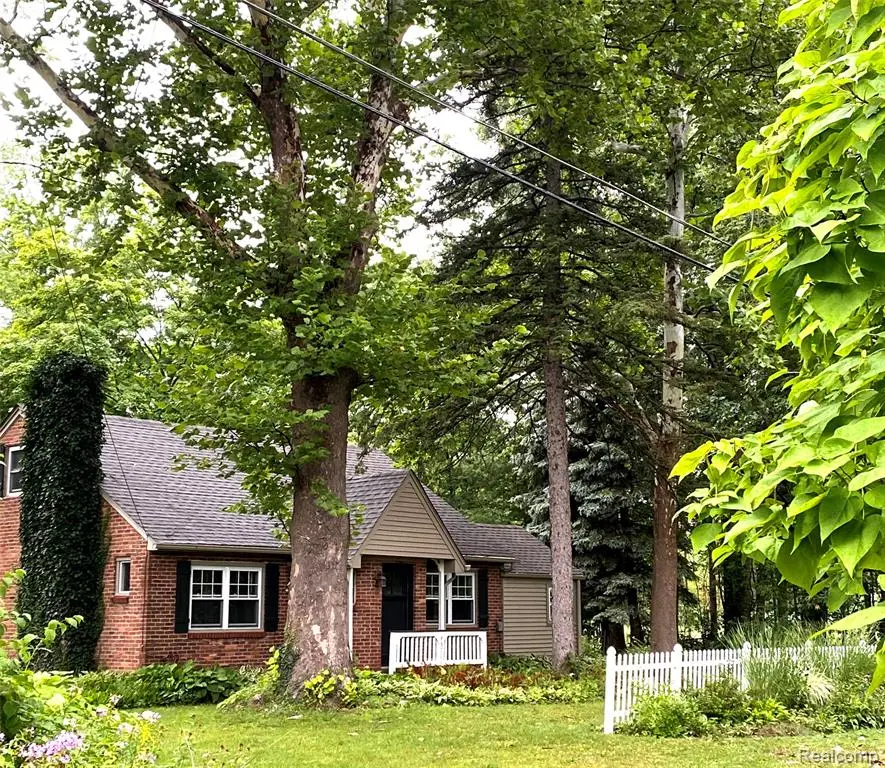 45701 Ryan, Shelby Charter Township, MI  - Image #3