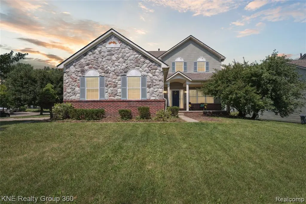 5190 Blue Spruce, Ypsilanti, MI  - Image #1