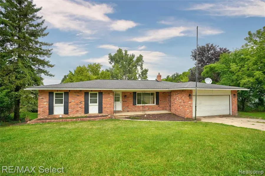 11476 Delmar, Fenton, MI  - Image #3