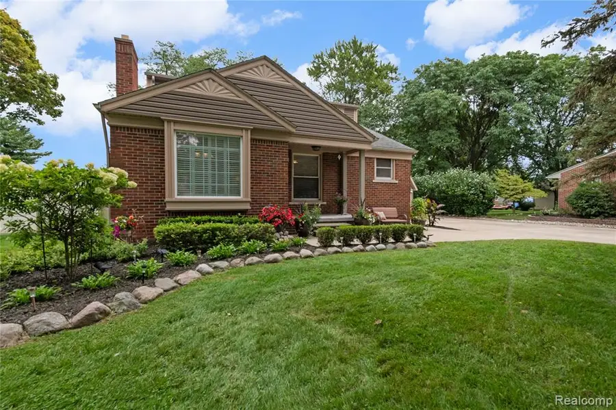 14962 Beatrice, Livonia, MI  - Image #3