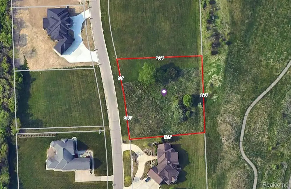 16804 Kings Fairway, Grand Blanc, MI 48439 - #1