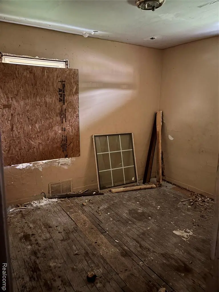 15081 Mayfield, Detroit, MI  - #1