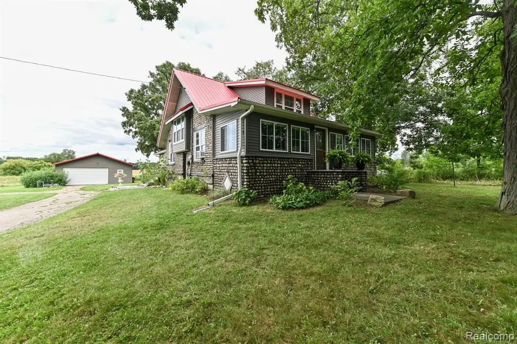 11219 Dodge, Otisville, MI  - Image #1