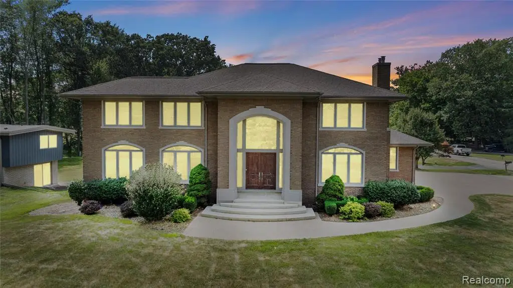 9281 Island, Grosse Ile, MI 48138 - #1